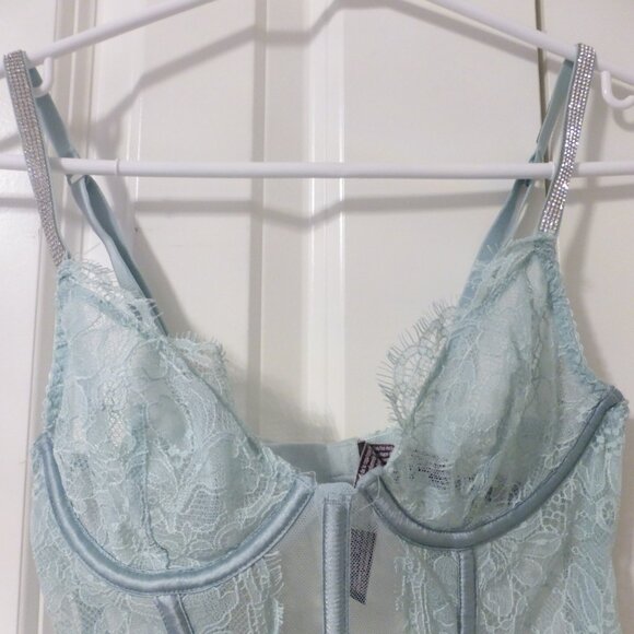 VICTORIA'S SECRET mint green unlined bustier top with sparkly straps - Picture 3 of 11